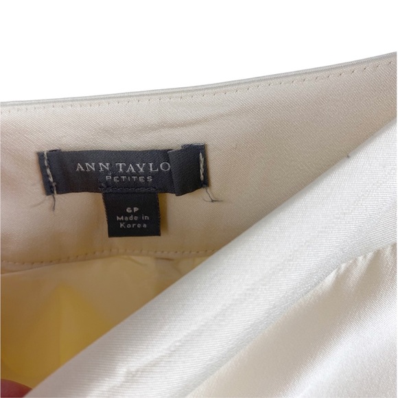 Ann Taylor Petites Pintuck Silk Wool Ivory White Ankle Trousers Pants Size 6P - Picture 5 of 7